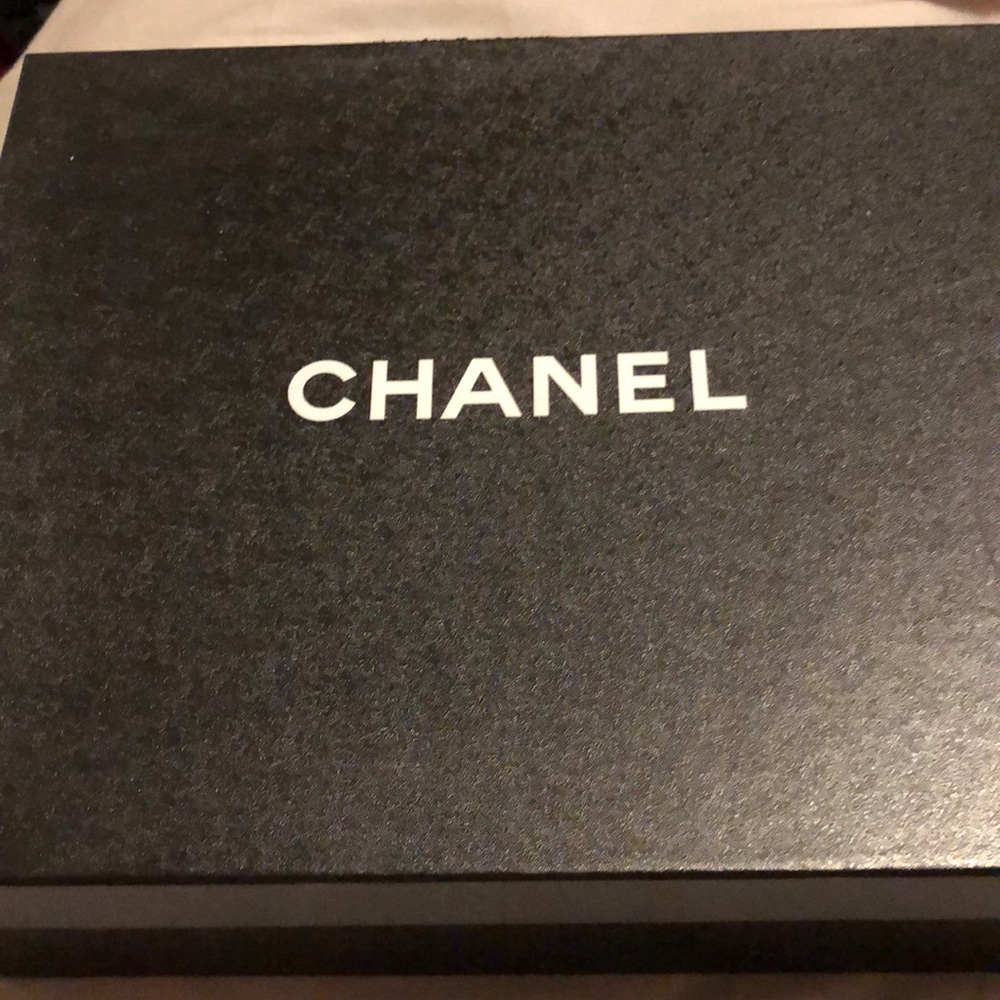 Chanel shoes size 39 only worn ones - Picture 2 of 11